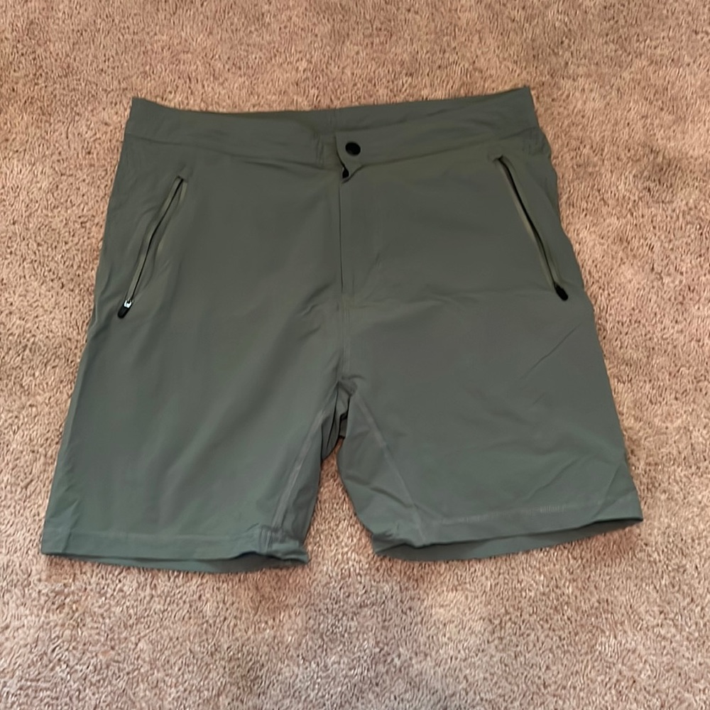 Mack Weldon performance shorts